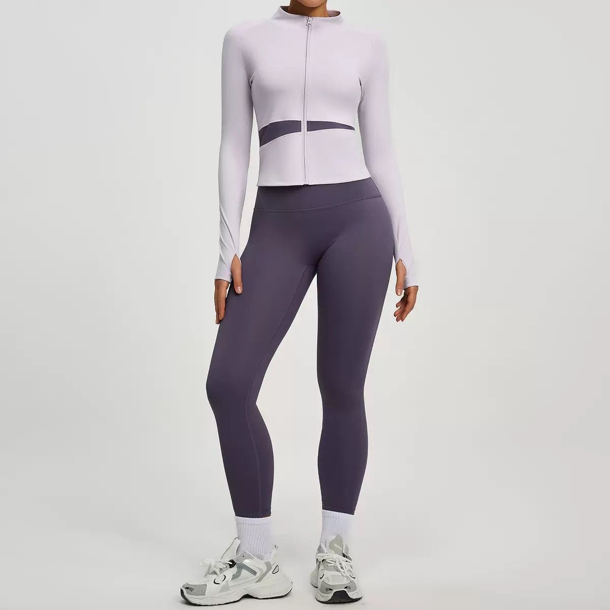 Tenue de sport pour femme