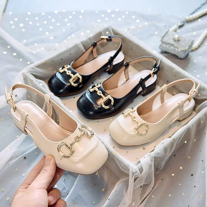 Chaussure pour fille